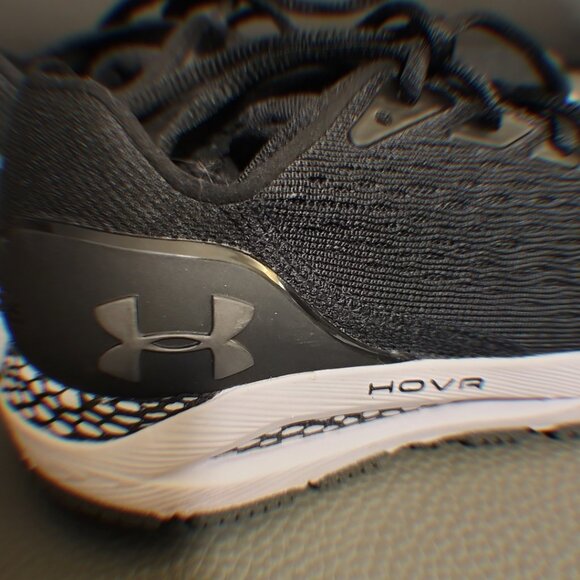 UA Under Armour HOVR Sonic Running Shoes Sneakers Women blacks 9.5 BNIB Black - Picture 1 of 7